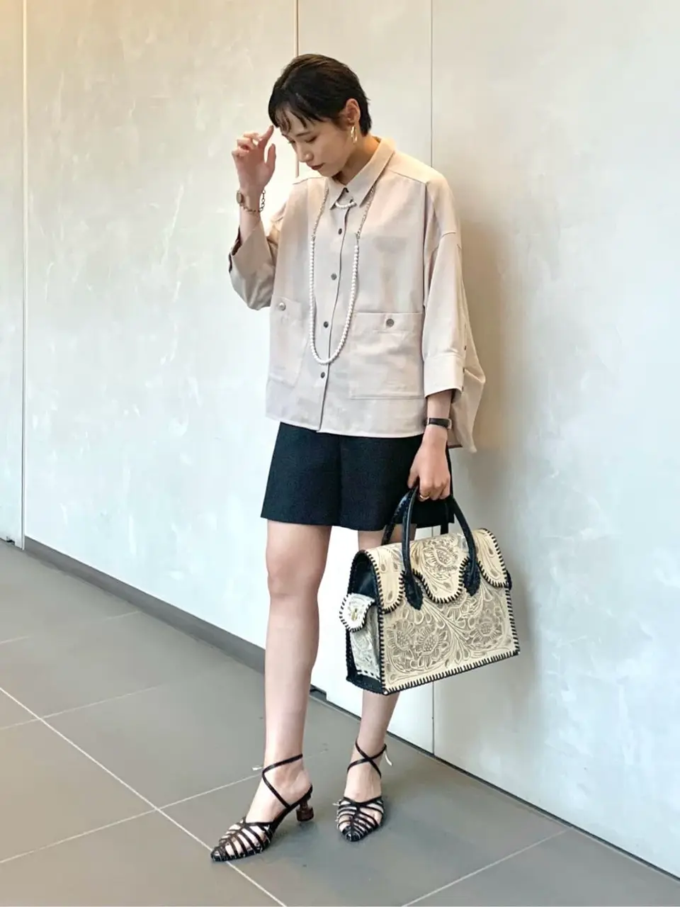 GRACE CONTINENTAL haruka iwasaki コーディネート画像