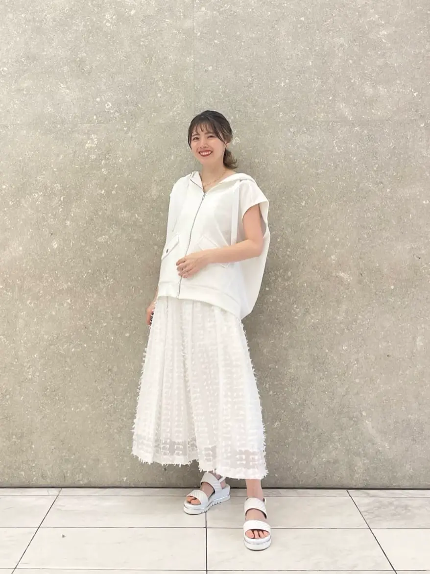 GRACE CONTINENTAL minami コーディネート画像