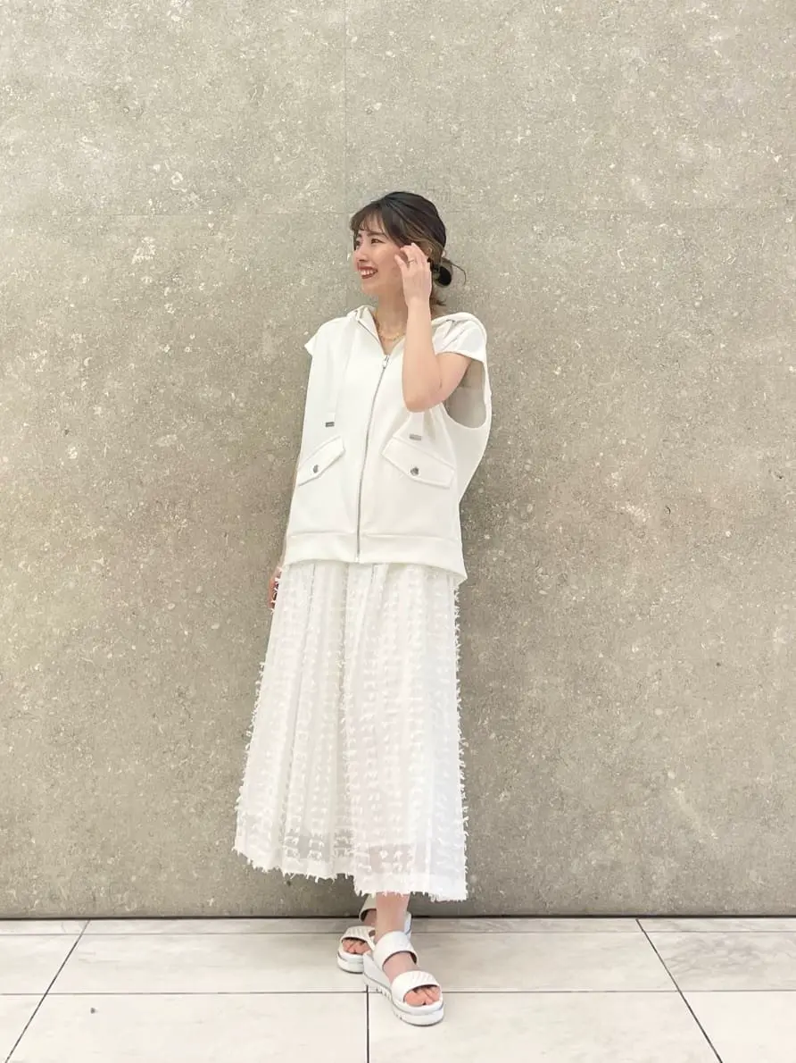 GRACE CONTINENTAL minami コーディネート画像