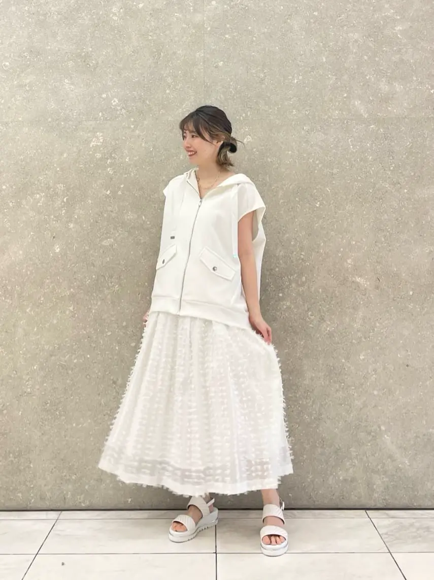 GRACE CONTINENTAL minami コーディネート画像