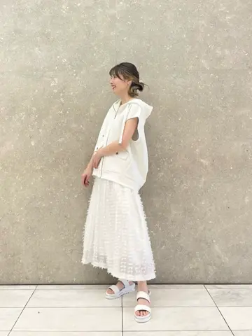 GRACE CONTINENTAL minami コーディネート画像