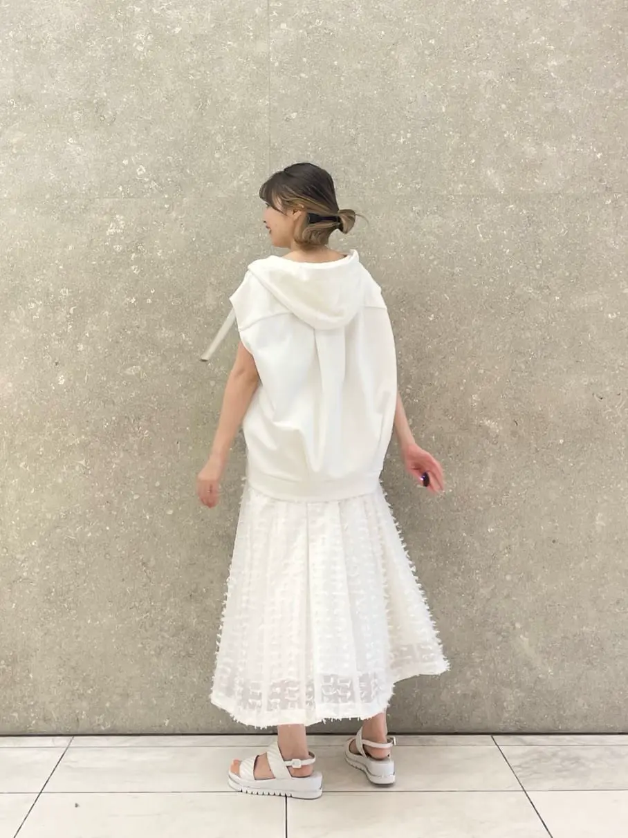 GRACE CONTINENTAL minami コーディネート画像