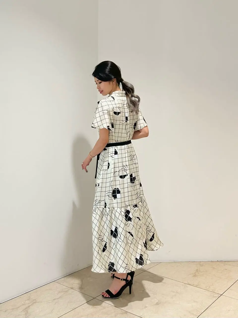 GRACE CONTINENTAL FUKUSHIMA YURIE コーディネート画像