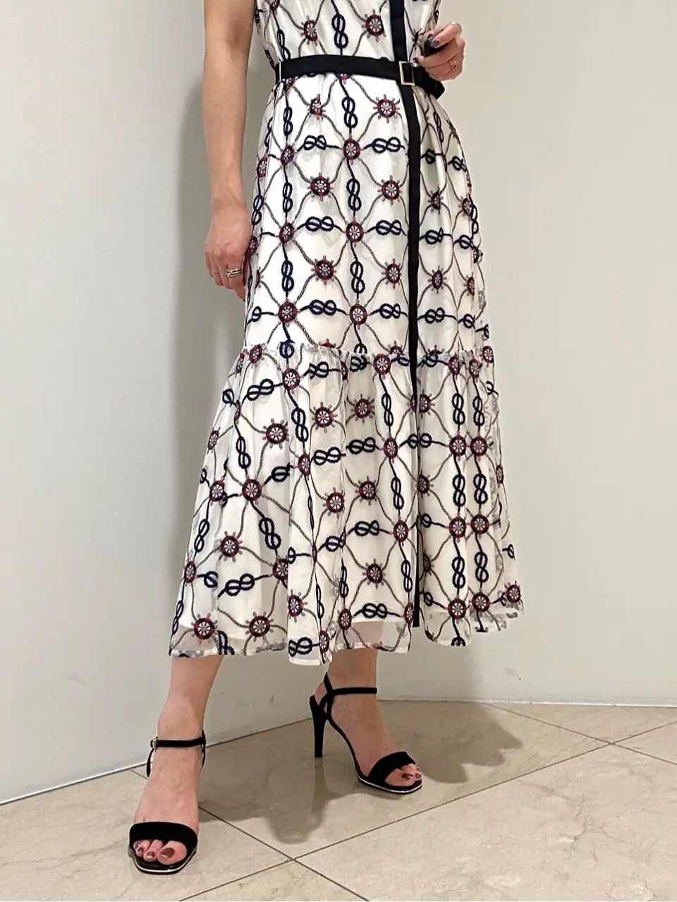 GRACE CONTINENTAL FUKUSHIMA YURIE コーディネート画像