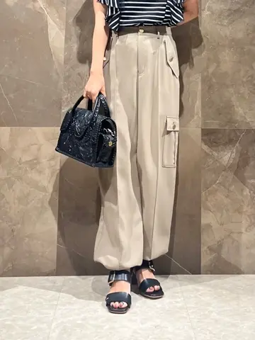 GRACE CONTINENTAL 穐山　香織 コーディネート画像