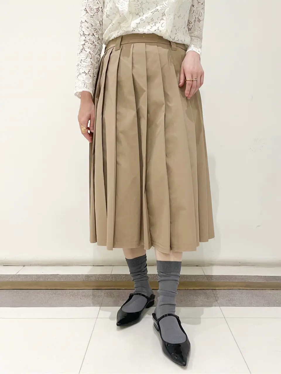 GRACE CONTINENTAL SAYUMI Nagashima コーディネート画像