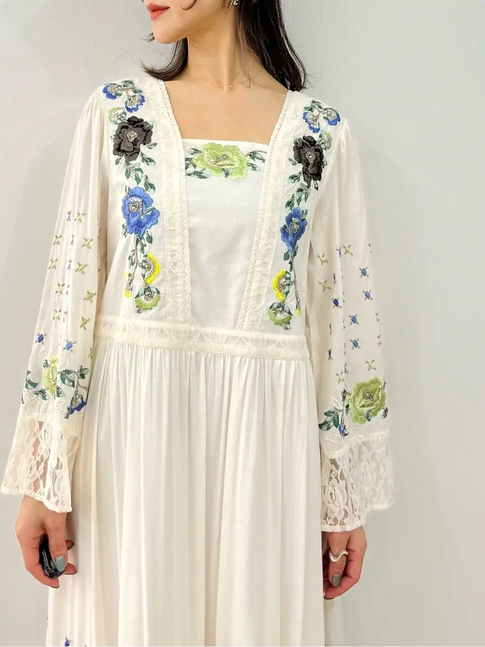 GRACE CONTINENTAL A.Kameyama コーディネート画像