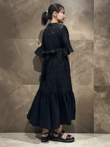 GRACE CONTINENTAL 穐山　香織 コーディネート画像