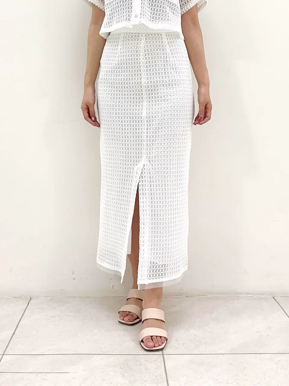 GRACE CONTINENTAL MORITA AI コーディネート画像