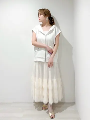 GRACE CONTINENTAL SAYUMI Nagashima コーディネート画像