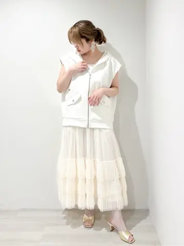 GRACE CONTINENTAL SAYUMI Nagashima コーディネート画像