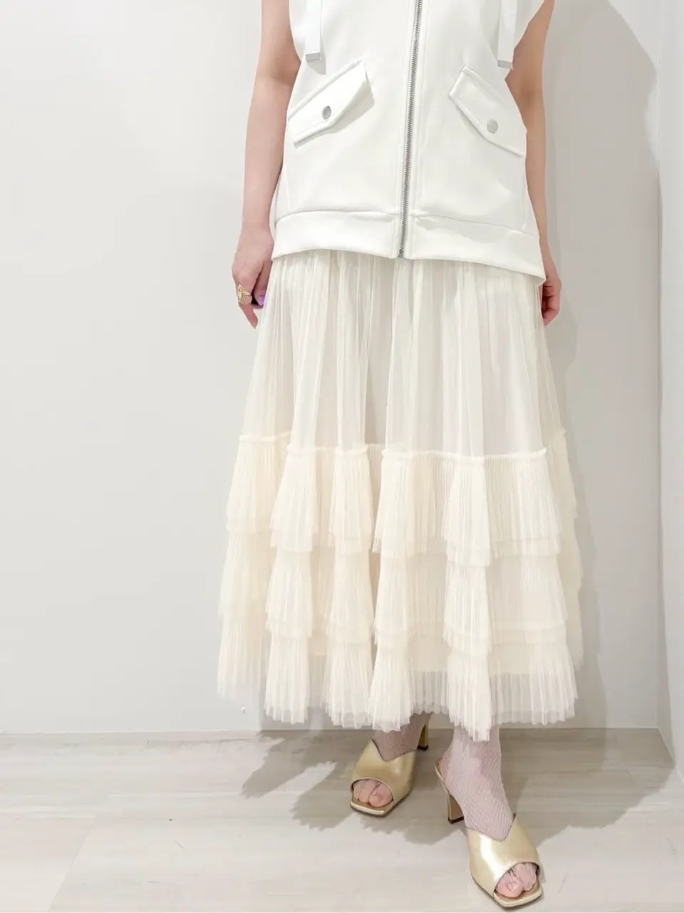 GRACE CONTINENTAL SAYUMI Nagashima コーディネート画像