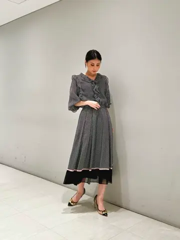 GRACE CONTINENTAL 志田　悠 コーディネート画像