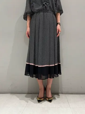 GRACE CONTINENTAL 志田　悠 コーディネート画像