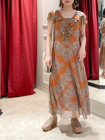 GRACE CONTINENTAL SAYUMI Nagashima コーディネート画像