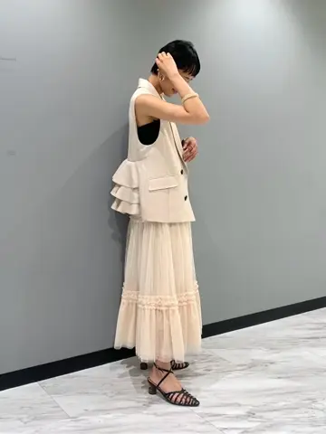 GRACE CONTINENTAL haruka iwasaki コーディネート画像