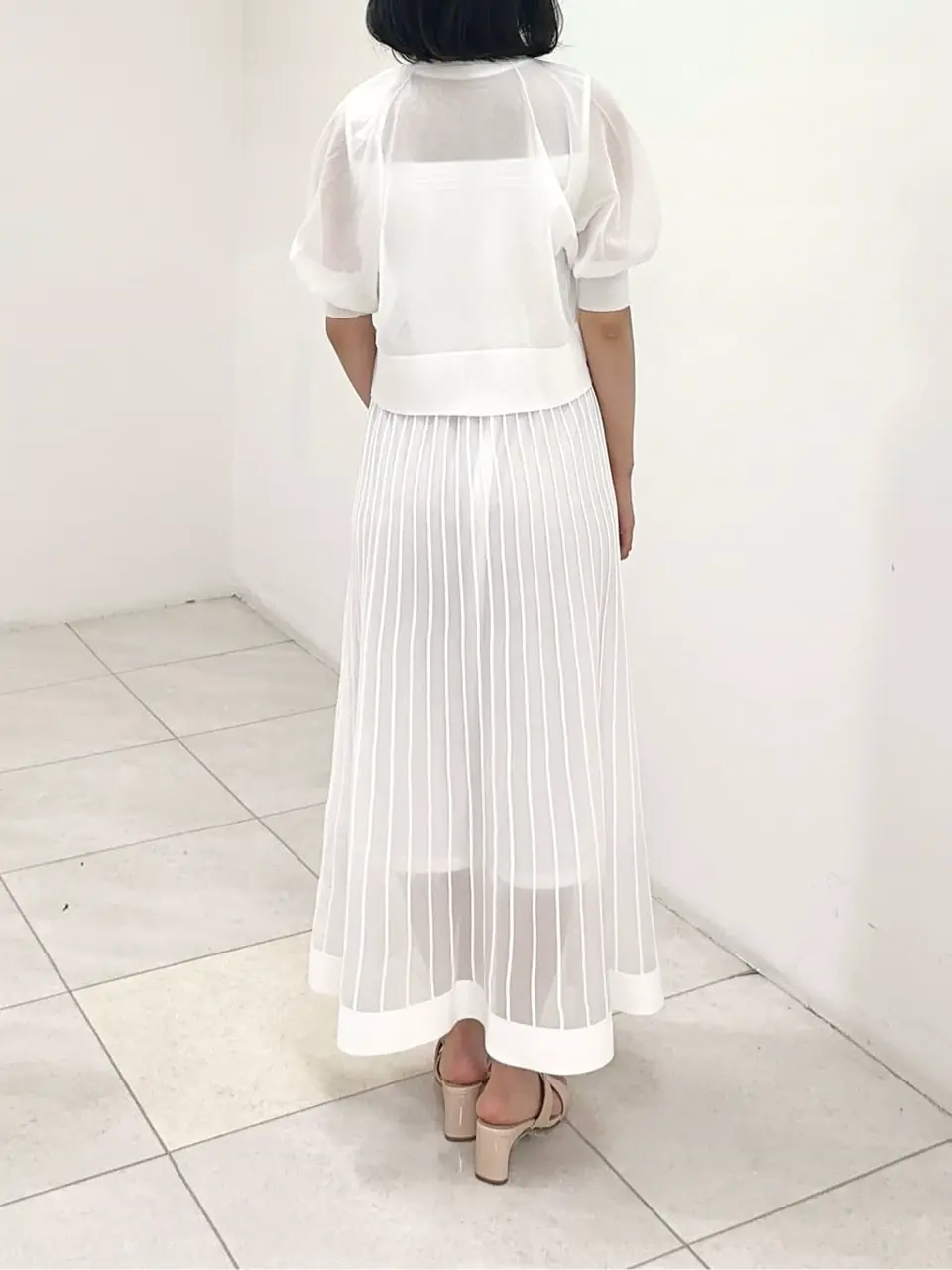 GRACE CONTINENTAL MORITA AI コーディネート画像