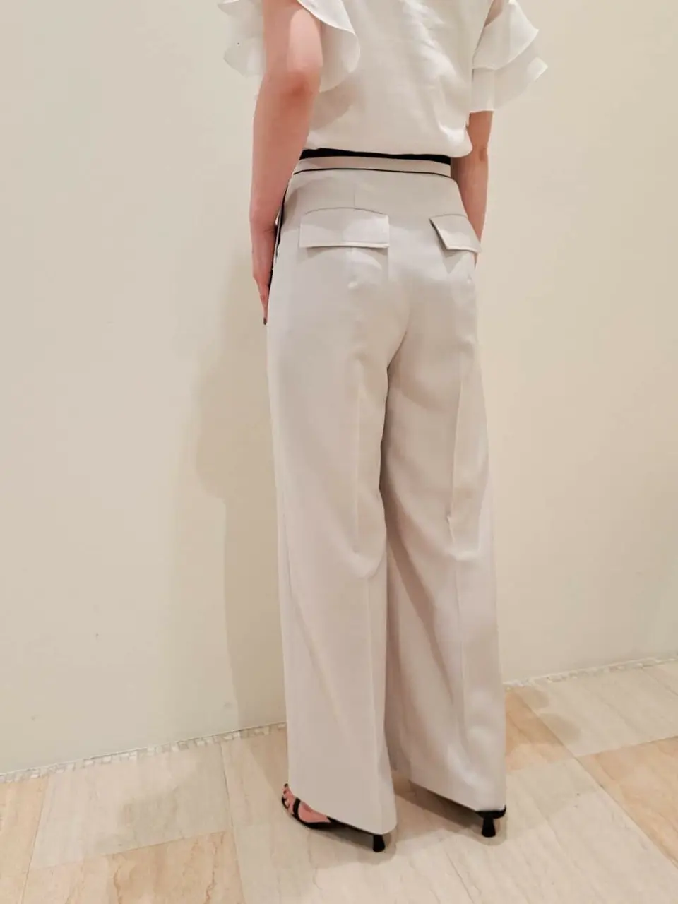 GRACE CONTINENTAL 今野　志保 コーディネート画像