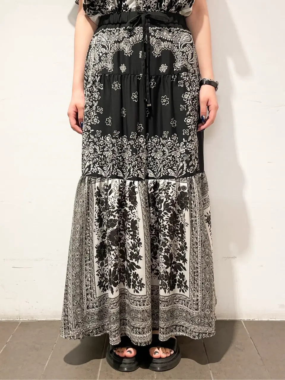 GRACE CONTINENTAL 清水　杏梨 コーディネート画像