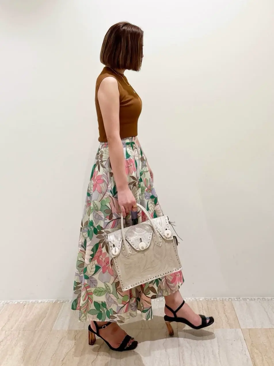 GRACE CONTINENTAL くまさか コーディネート画像