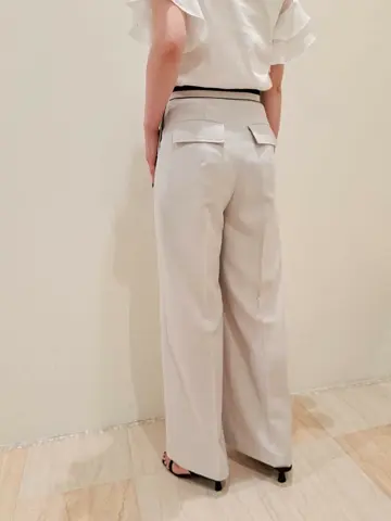 GRACE CONTINENTAL 今野　志保 コーディネート画像