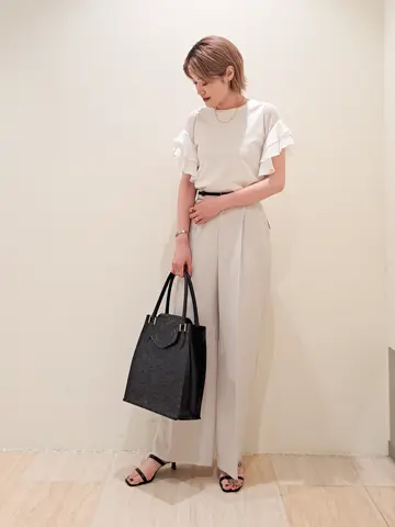 GRACE CONTINENTAL 今野　志保 コーディネート画像