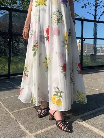 GRACE CONTINENTAL haruka iwasaki コーディネート画像