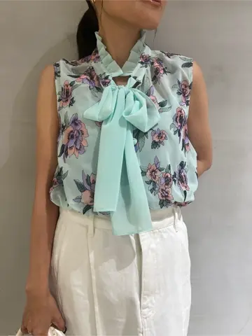 GRACE CONTINENTAL 穐山　香織 コーディネート画像