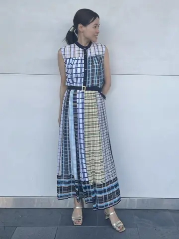 GRACE CONTINENTAL 穐山　香織 コーディネート画像