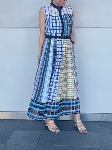 GRACE CONTINENTAL 穐山　香織 コーディネート画像