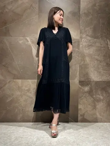 GRACE CONTINENTAL 穐山　香織 コーディネート画像