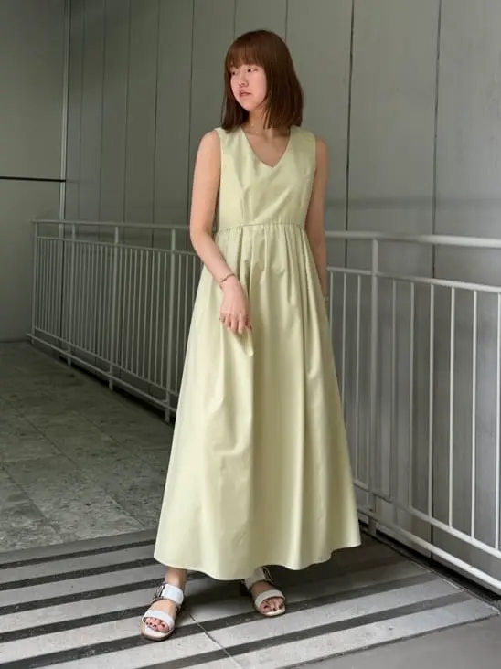 GRACE CONTINENTAL 伊藤　静華 コーディネート画像