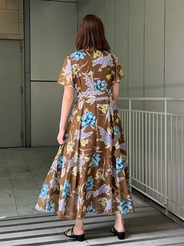 GRACE CONTINENTAL 伊藤　静華 コーディネート画像