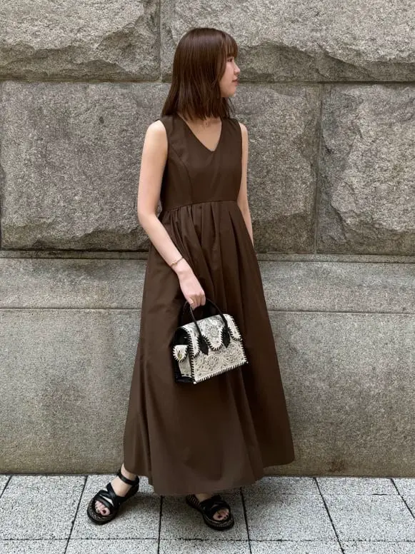 GRACE CONTINENTAL 伊藤　静華 コーディネート画像