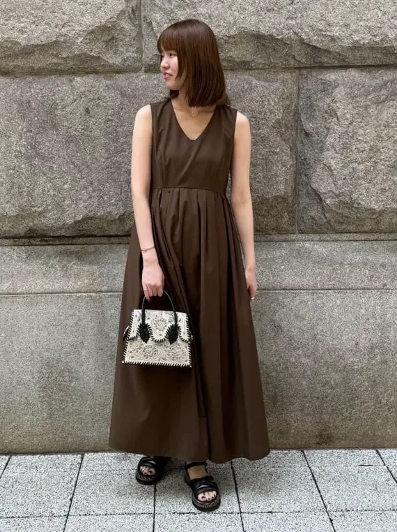 GRACE CONTINENTAL 伊藤　静華 コーディネート画像