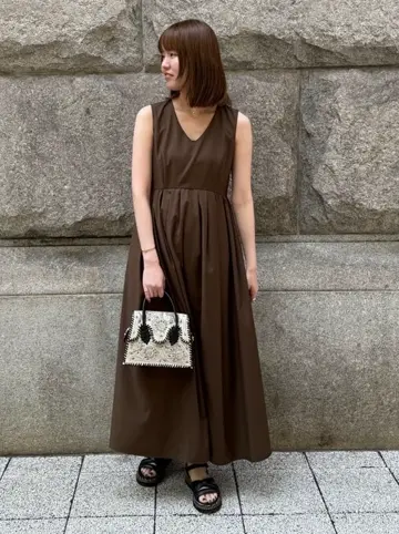 GRACE CONTINENTAL 伊藤　静華 コーディネート画像