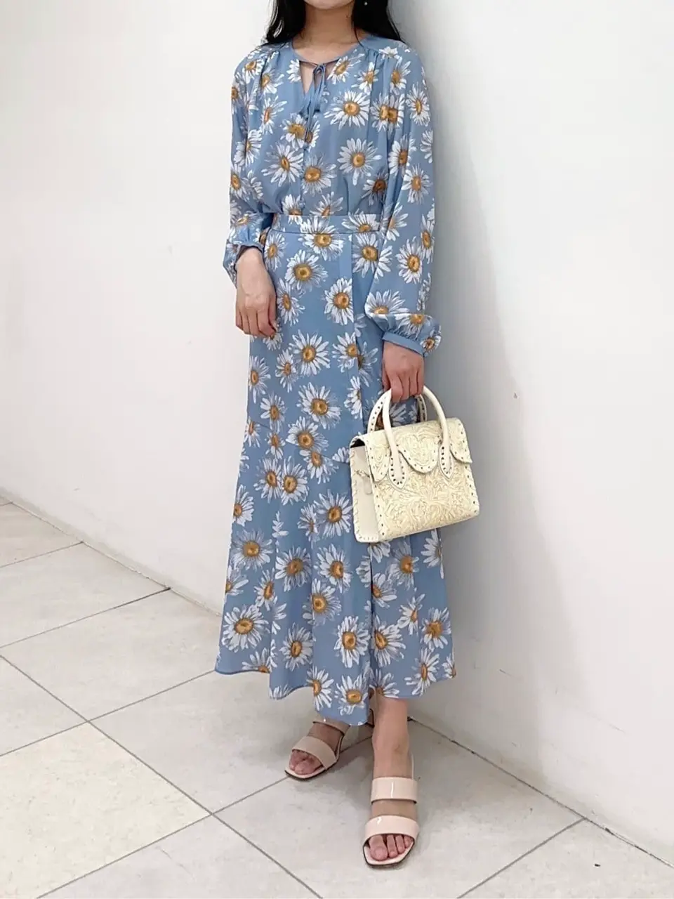 GRACE CONTINENTAL MORITA AI コーディネート画像