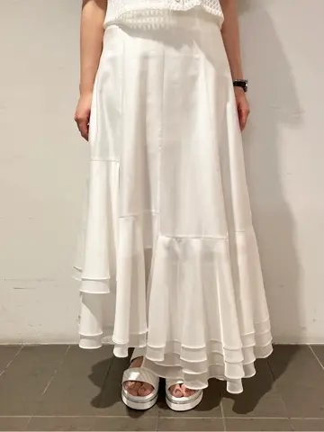 GRACE CONTINENTAL 清水　杏梨 コーディネート画像