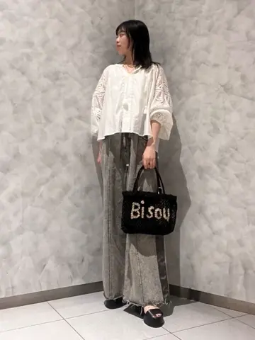 GRACE CONTINENTAL OZAWA コーディネート画像