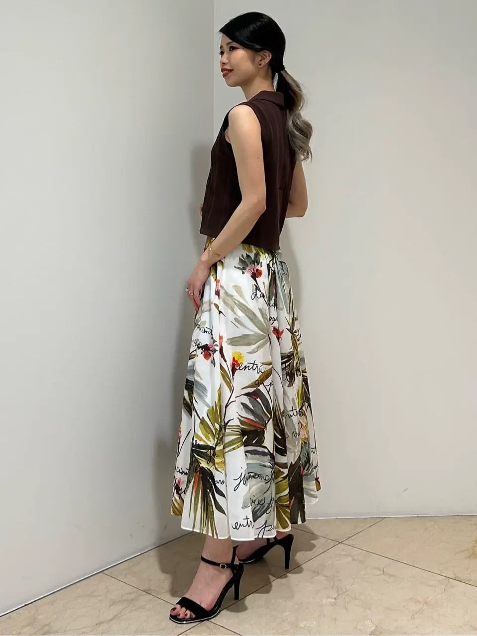 GRACE CONTINENTAL FUKUSHIMA YURIE コーディネート画像