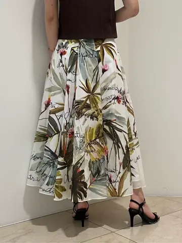 GRACE CONTINENTAL FUKUSHIMA YURIE コーディネート画像