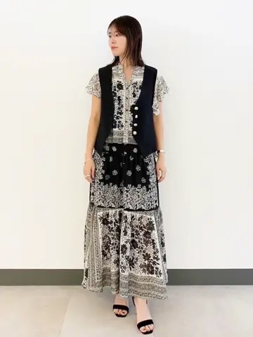 GRACE CONTINENTAL 古川温子 コーディネート画像