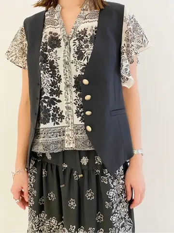 GRACE CONTINENTAL 古川温子 コーディネート画像