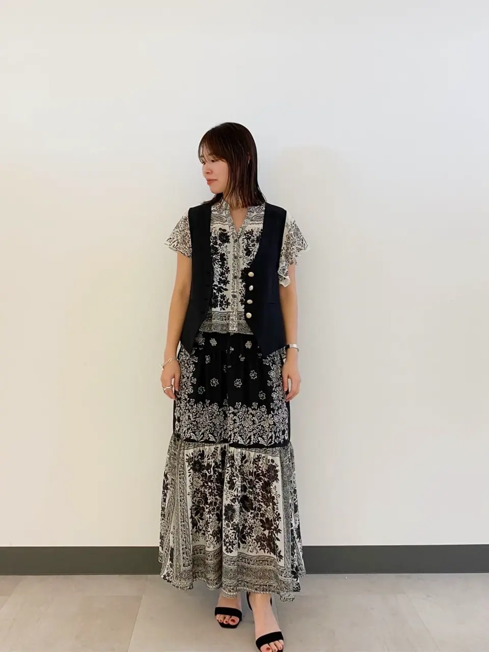 GRACE CONTINENTAL 古川温子 コーディネート画像