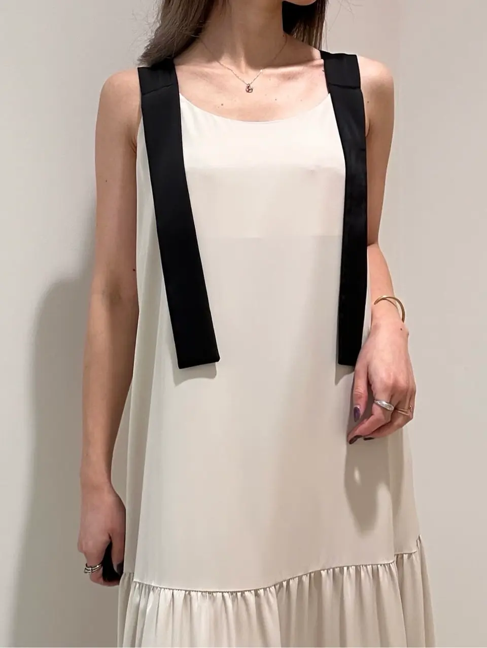 GRACE CONTINENTAL FUKUSHIMA YURIE コーディネート画像