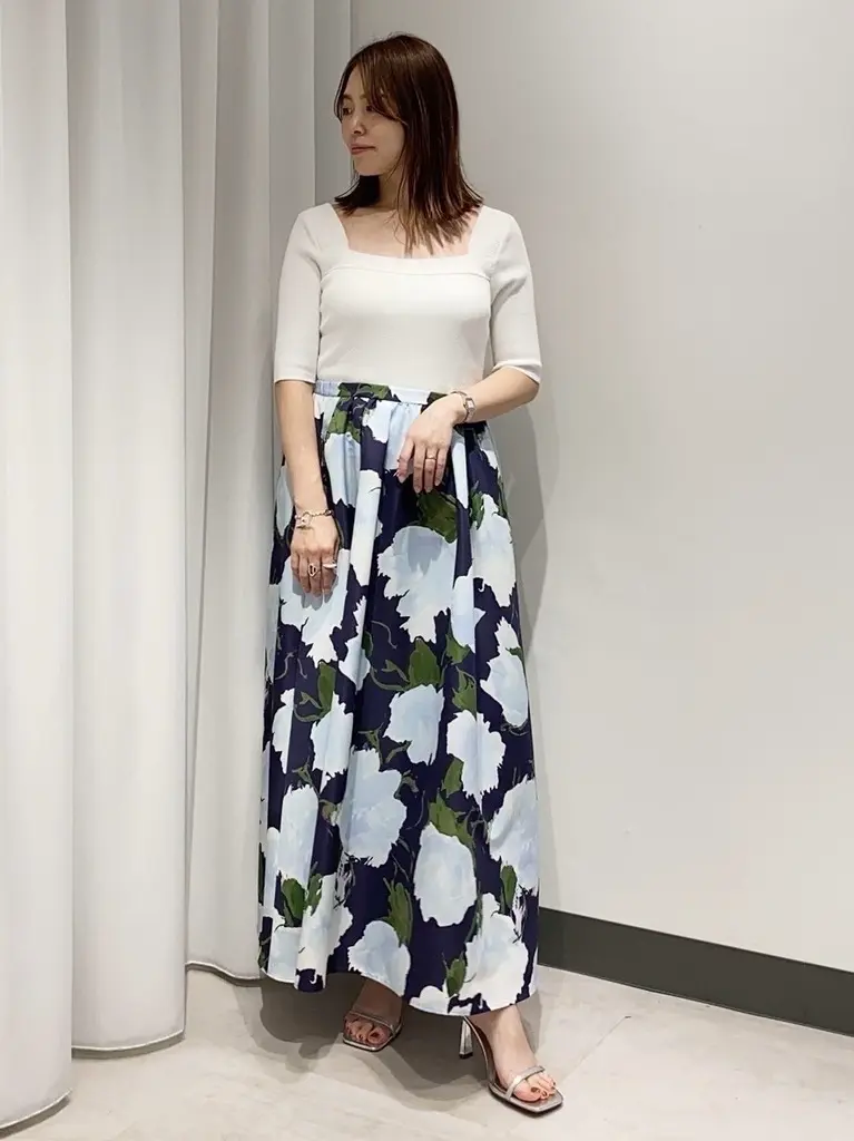 GRACE CONTINENTAL 古川温子 コーディネート画像