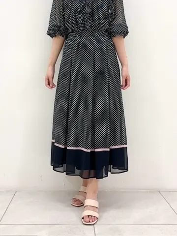 GRACE CONTINENTAL MORITA AI コーディネート画像