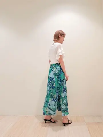 GRACE CONTINENTAL 今野　志保 コーディネート画像