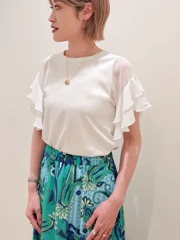 GRACE CONTINENTAL 今野　志保 コーディネート画像