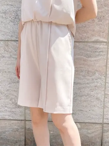 GRACE CONTINENTAL minami コーディネート画像